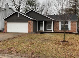 208 Addison Dr, Saint Peters, MO 63376
