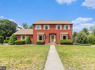 12 Monterrey Ct, Berlin, NJ 08009