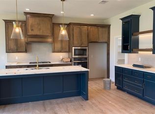 12713 W 174th St, Overland Park, KS 66221