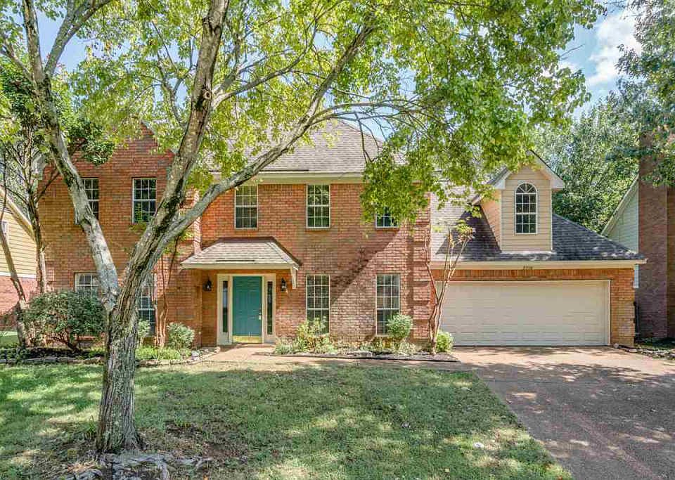 1st image of 2228 Oak Hollow Ln