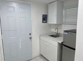 760 NE 168th St #2, Miami, FL 33162