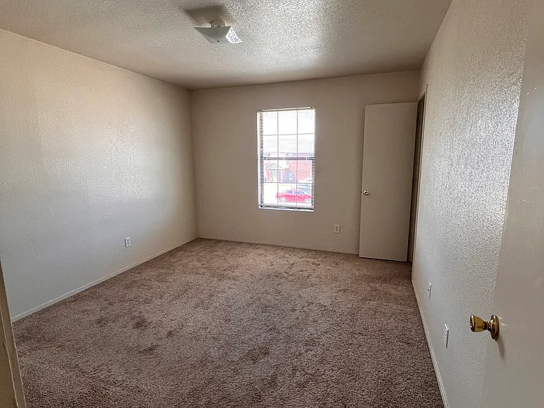 1110 Shanarae Cir #D — Photo 5