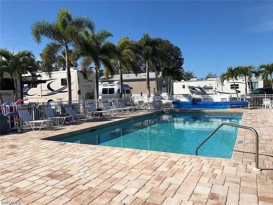 3781 Sesame LN, Bonita Springs, FL 34134