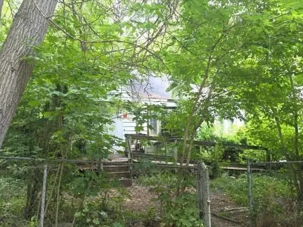 1417 Congress St, Lansing, MI 48906