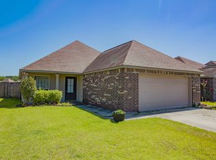 22788 Cabo Ln, Denham Springs, LA 70726