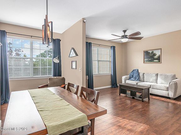 3rd image of 5683 Star Rush Dr APT 205