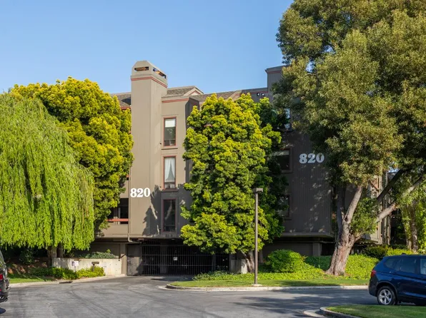 820 Sea Spray Ln APT 215, Foster City, CA 94404