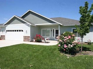 8412 W 1st Ave, Kennewick, WA
