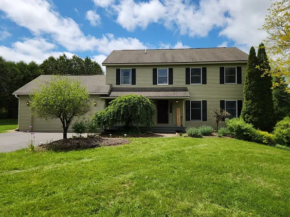 338 Frenchs Bay Rd, Tully, NY 13159