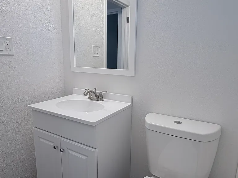 6423 S 10th St #15 — Photo 15