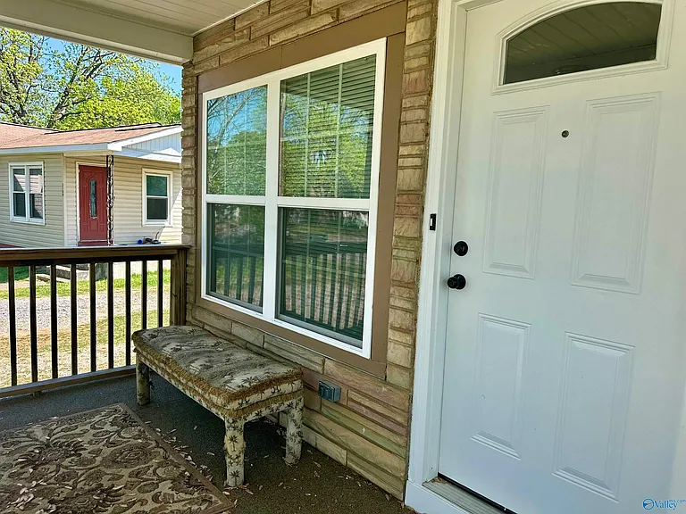 3111 Hale Dr SW — Photo 23