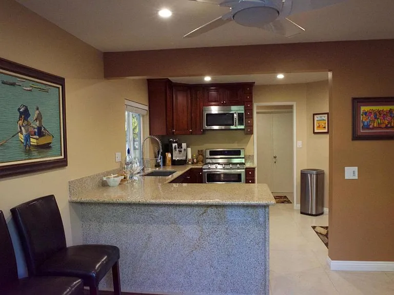 411 Windjammer Cir — Photo 7