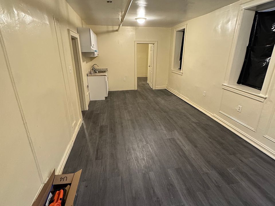 1st image of 2549 Radcliff Ave APT 1