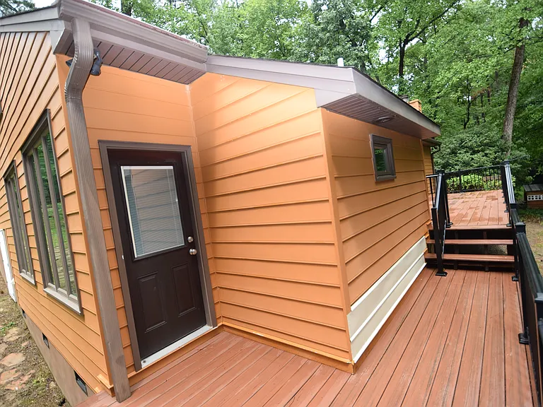 Flex Room exit to one section of back decking.