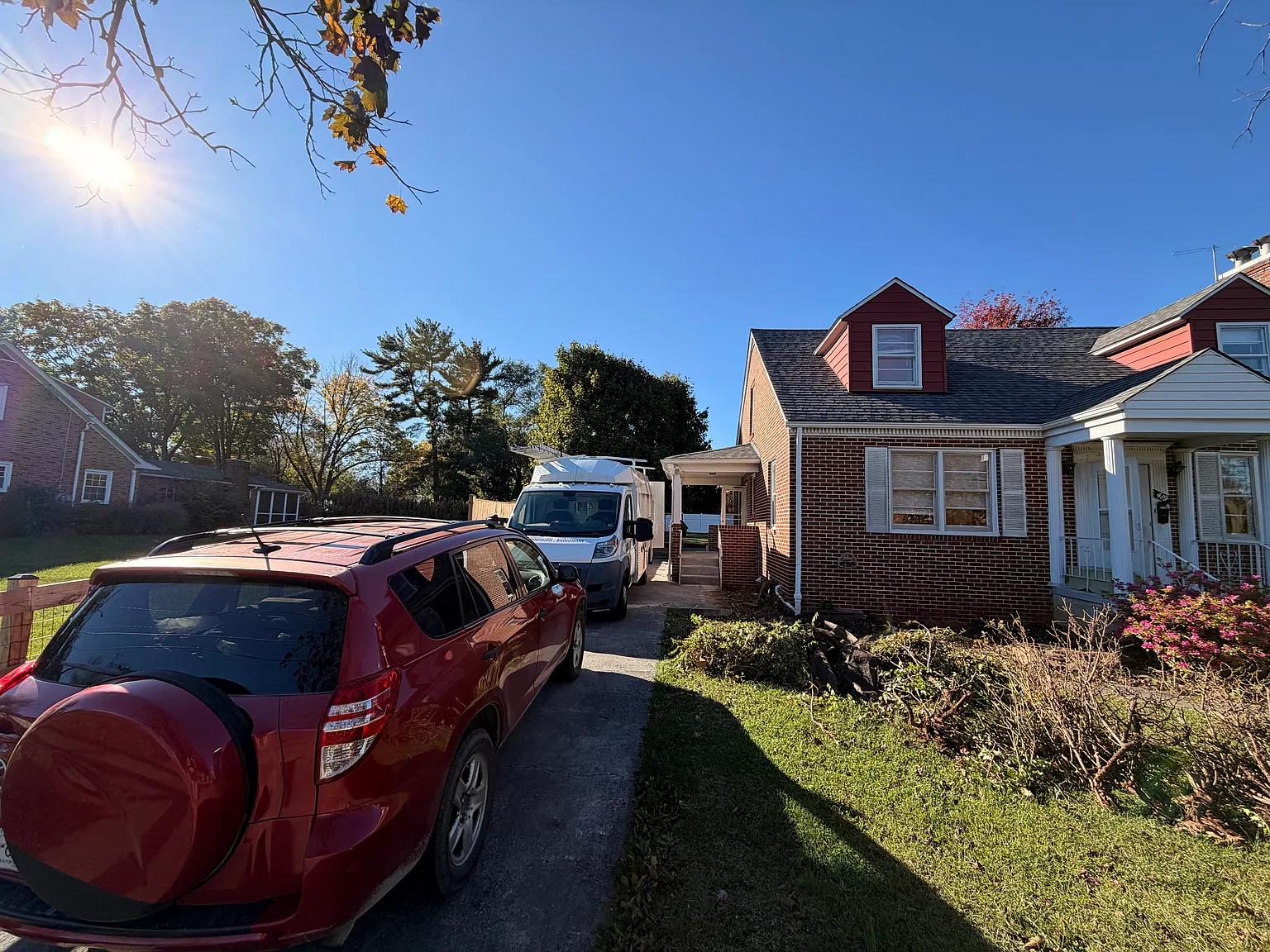 4 bed, 2650 sqft, $2,400 — Photo 2