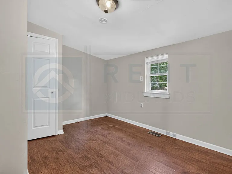 521 Georgia St — Photo 11