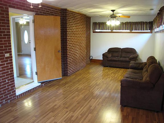 5th image of 1295 N 3rd St