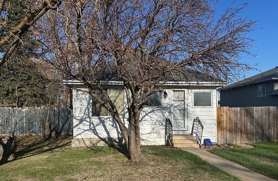 1st image of 5013 W 53rd St