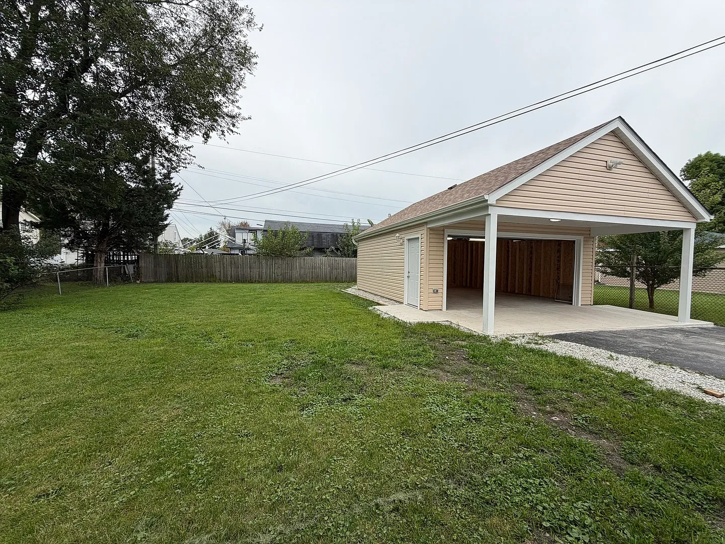 4 bed, 1325 sqft, $2,800 — Photo 4