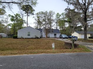 702 Indian Creek Dr, Albany, GA 31721