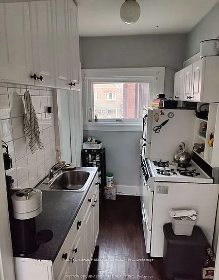 117 Marion St #2 — Photo 12