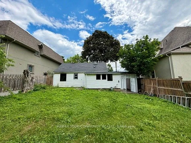 220 Ruggles Ave — Photo 30