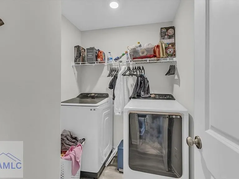 399 Beecher Dr — Photo 27