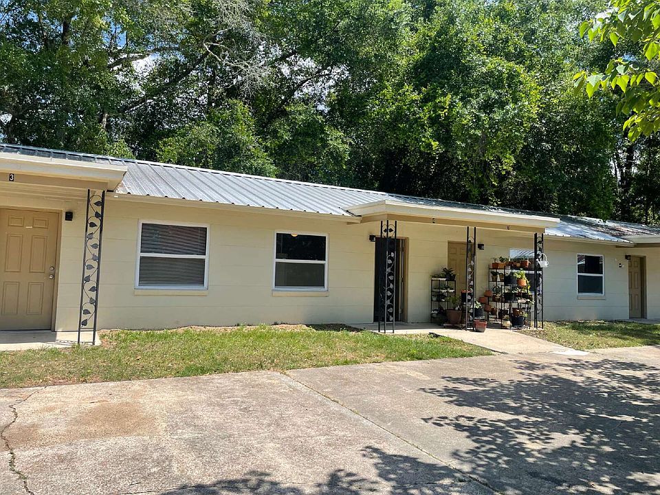 1st image of 3721 Crawfordville Rd APT 15