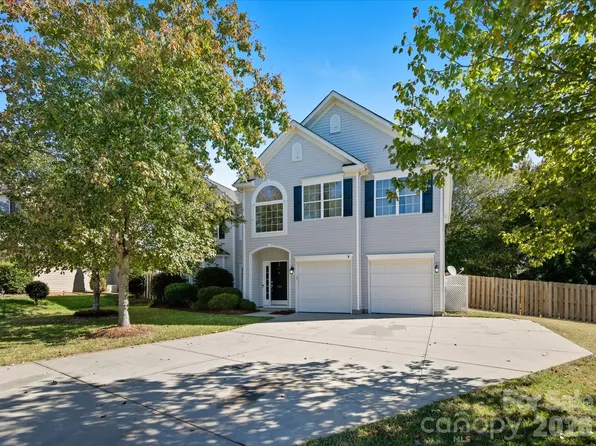 229 Pleasant Grove Ln, Mooresville, NC 28115