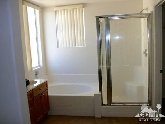 5th image of 44177 Calle Luna