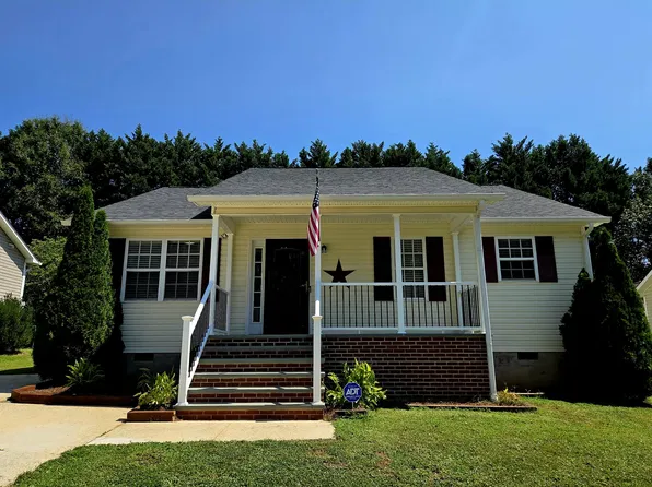 217 Williamsgate Ct, Winston Salem, NC 27107