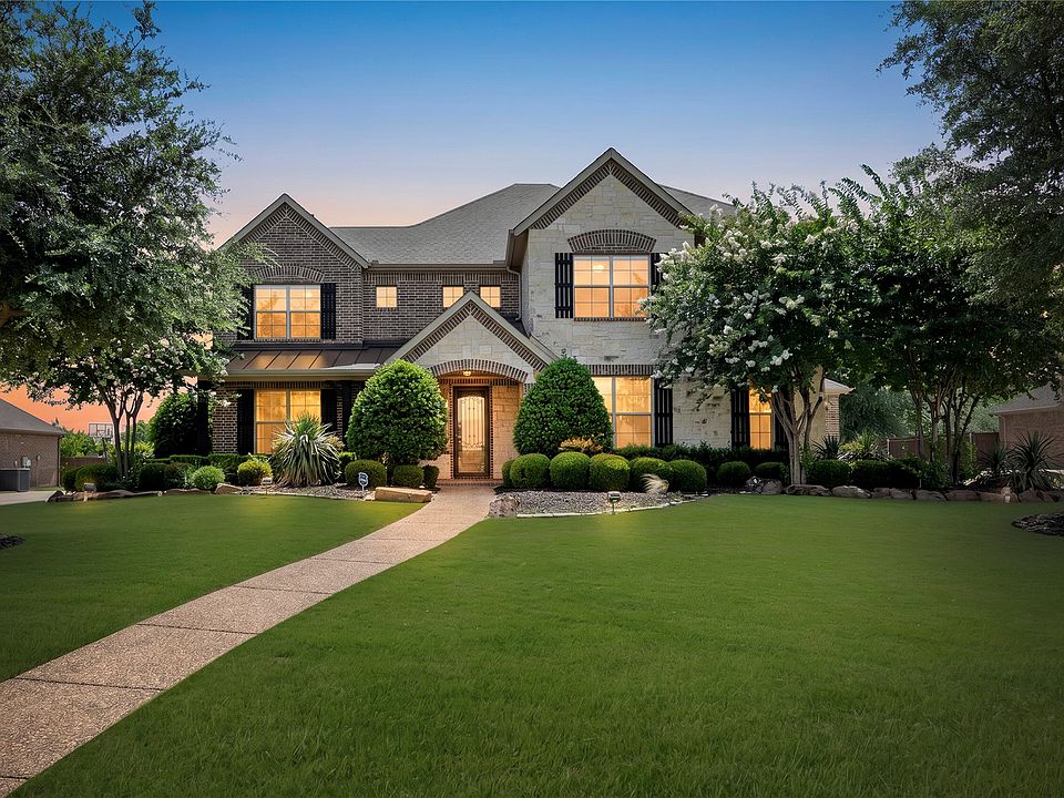 1st image of 306 Waterford Ln
