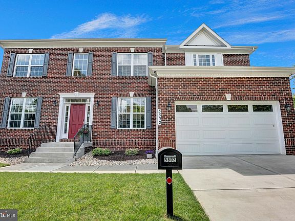 2nd image of 5602 Grosvenor Ln