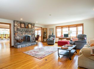 2190 Long Creek Dr, Southold, NY 11971
