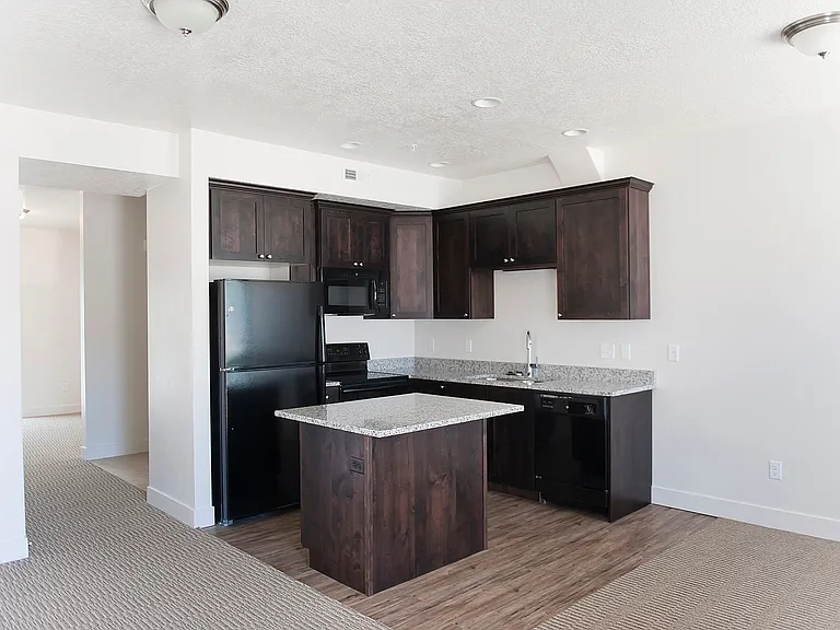 55 W 100 S #201 — Photo 3