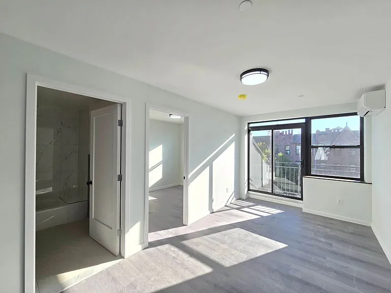 7910 4th Ave #2F — Photo 6
