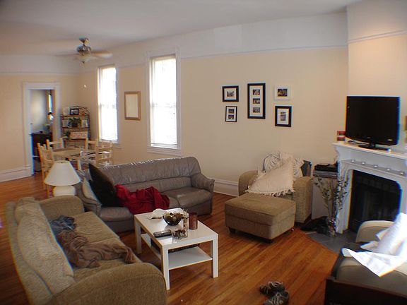 5th image of 2768 N Kenmore Ave APT 2