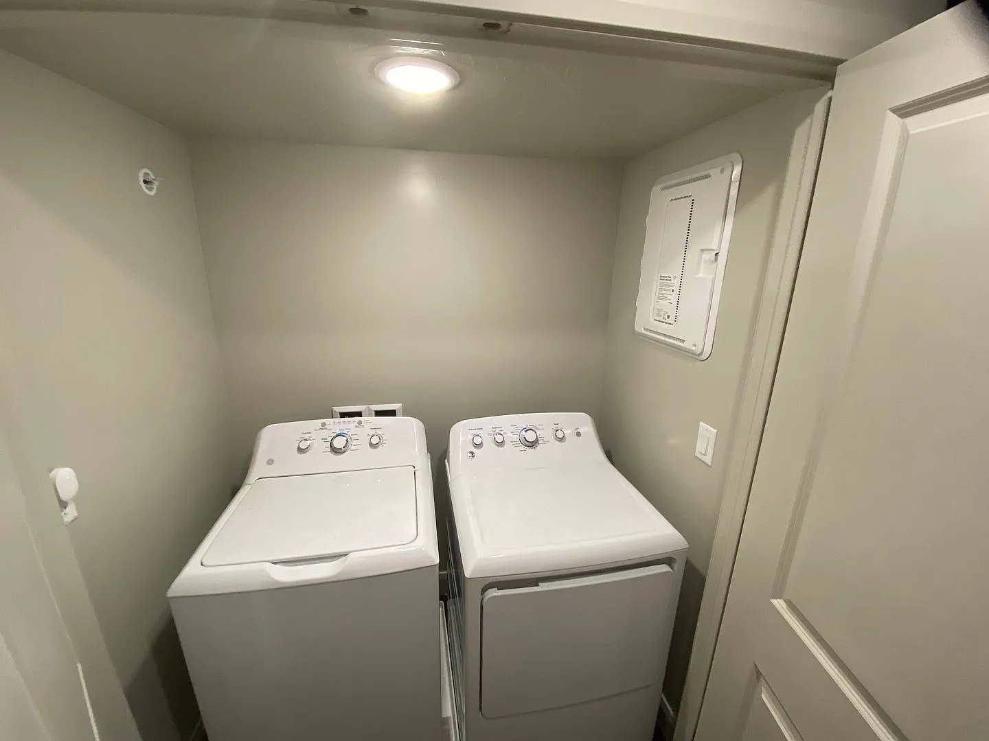 Great 2 bed 1 bath place, built in 2024 — Photo 4