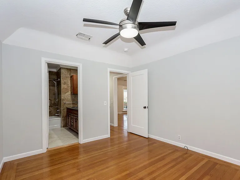 88 Southgate St — Photo 22