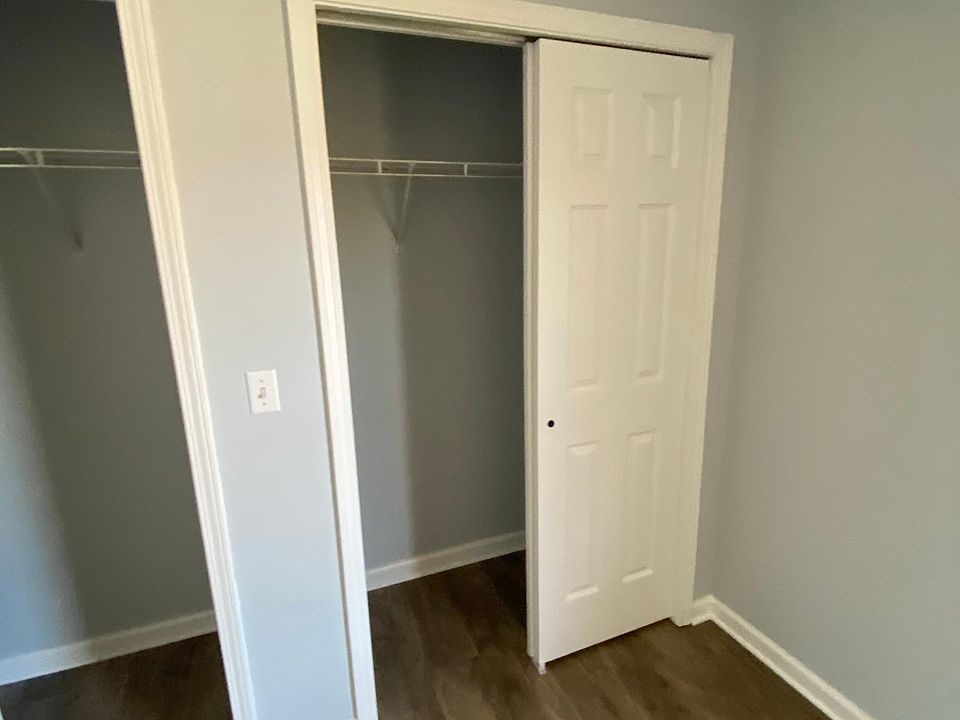 Main Bedroom Double Closet