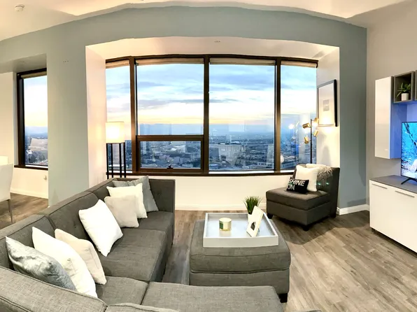 1100 Wilshire Blvd APT 2201, Los Angeles, CA 90017