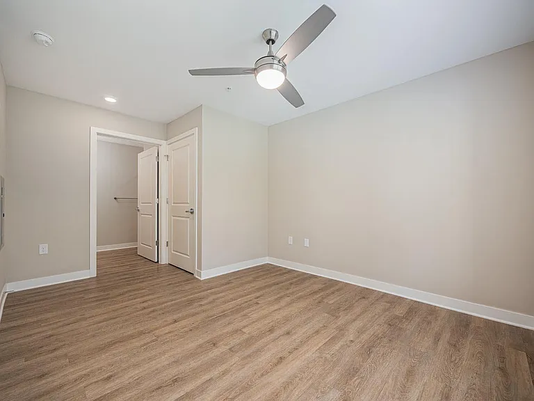 Broadleigh Lofts — Photo 22