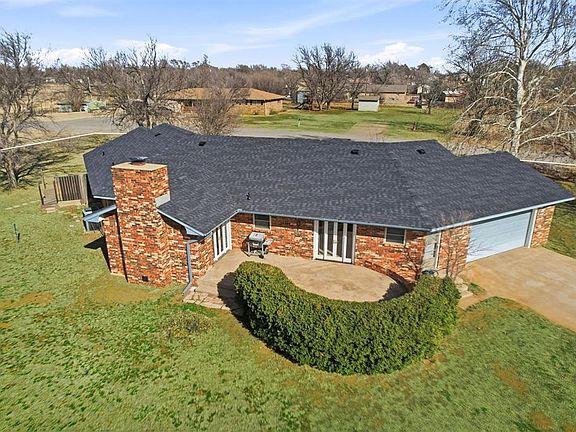 5th image of 1103 N 8th St