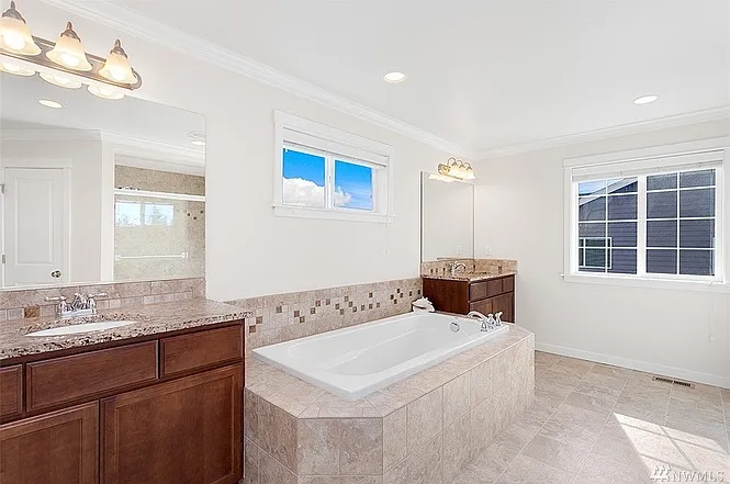 22903 44th Dr SE — Photo 7