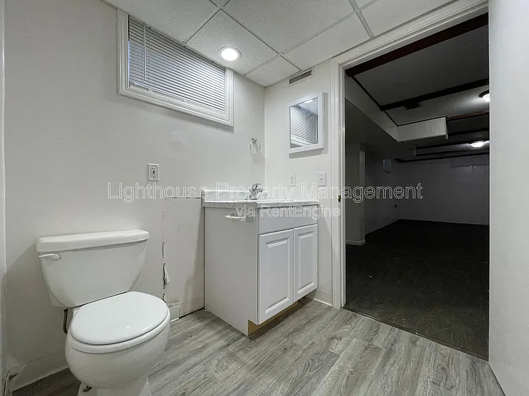 1348 Carriage Hill Dr SE — Photo 18