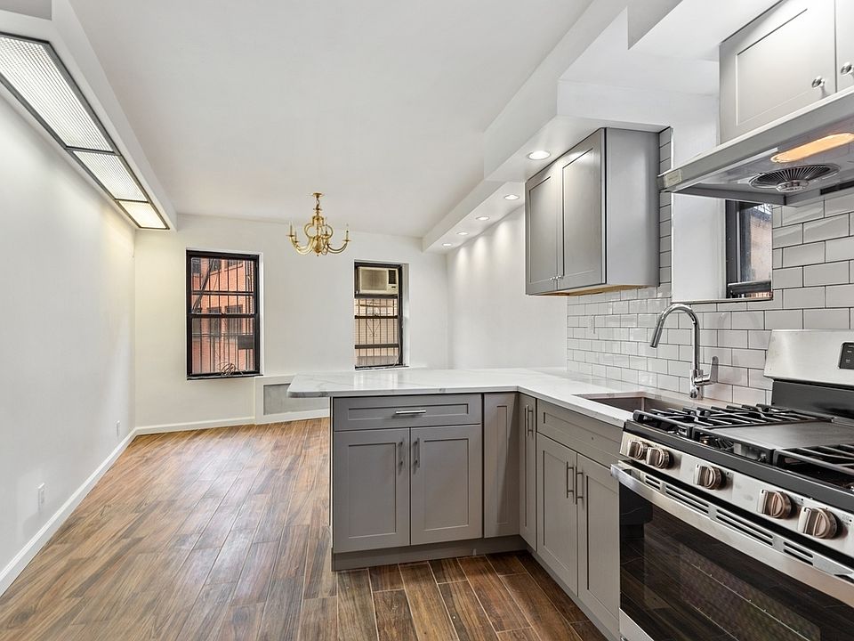 1st image of 3 Doyers St APT 5A
