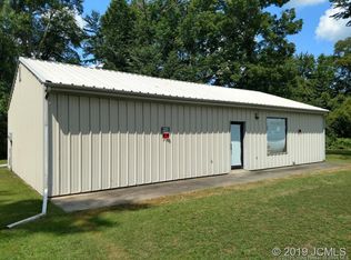 10695 N State Route 7, Dupont, IN 47231