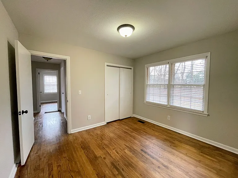 615 Austin Dr NW — Photo 11