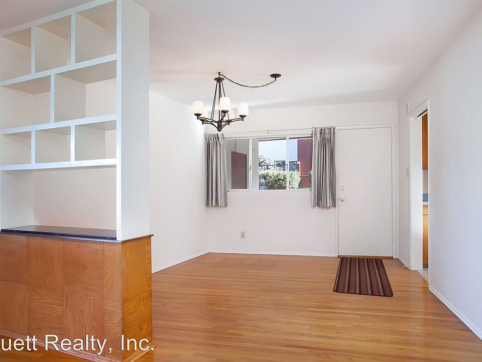 1st image of 4067 Narragansett Ave