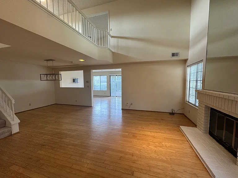 129 Payot Ct — Photo 6